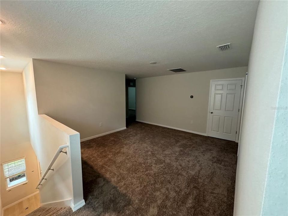 For Rent: $2,599 (4 beds, 2 baths, 2226 Square Feet)
