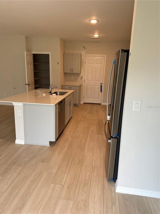 For Rent: $2,599 (4 beds, 2 baths, 2226 Square Feet)