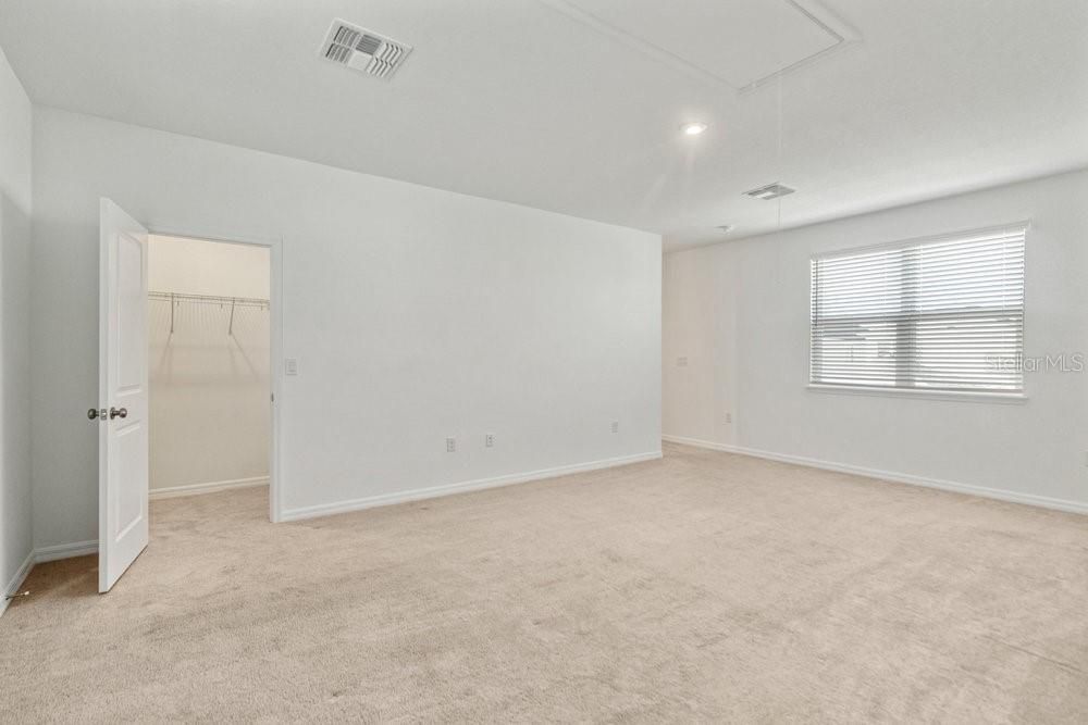 Active With Contract: $519,900 (4 beds, 4 baths, 2631 Square Feet)