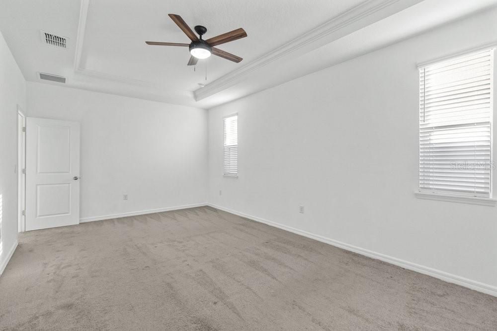 Active With Contract: $519,900 (4 beds, 4 baths, 2631 Square Feet)