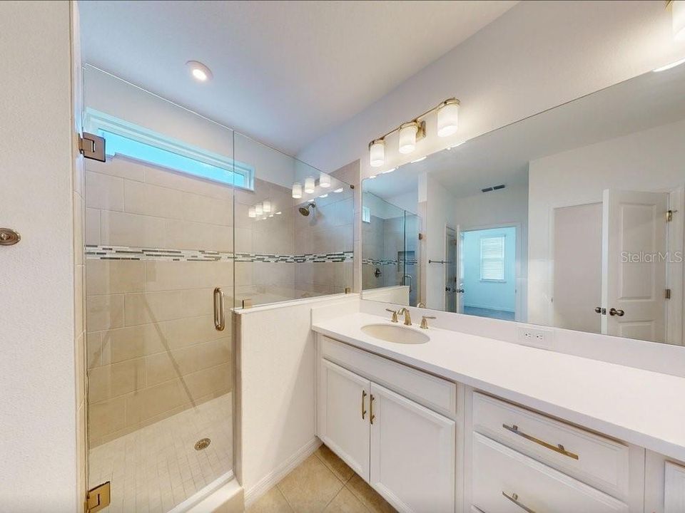 Active With Contract: $519,900 (4 beds, 4 baths, 2631 Square Feet)