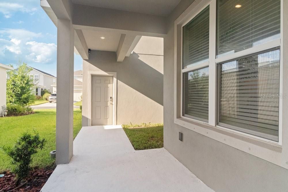 Active With Contract: $519,900 (4 beds, 4 baths, 2631 Square Feet)