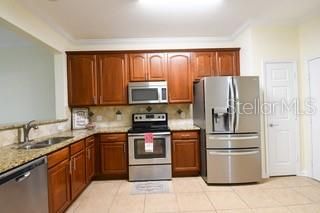 Active With Contract: $2,700 (3 beds, 2 baths, 1672 Square Feet)