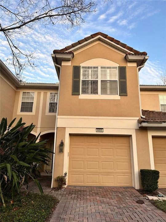 Active With Contract: $2,700 (3 beds, 2 baths, 1672 Square Feet)