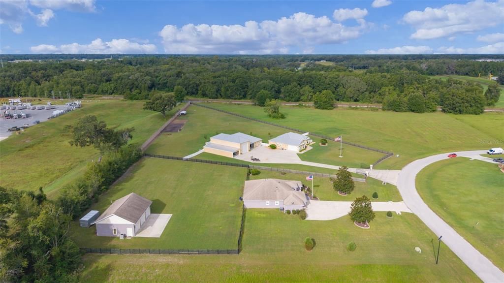 待售: $569,000 (3 贝兹, 2 浴室, 1955 平方英尺)