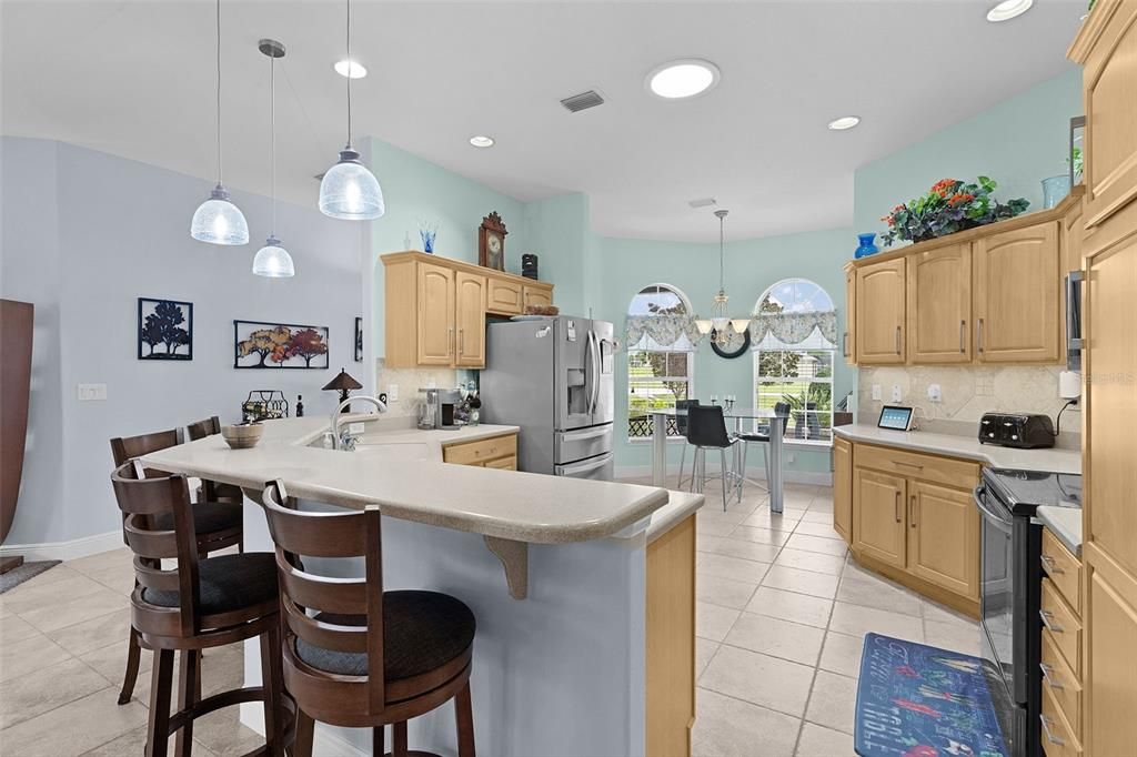 待售: $569,000 (3 贝兹, 2 浴室, 1955 平方英尺)