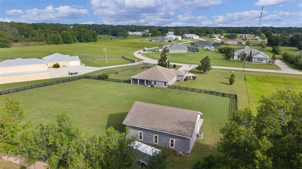 待售: $569,000 (3 贝兹, 2 浴室, 1955 平方英尺)