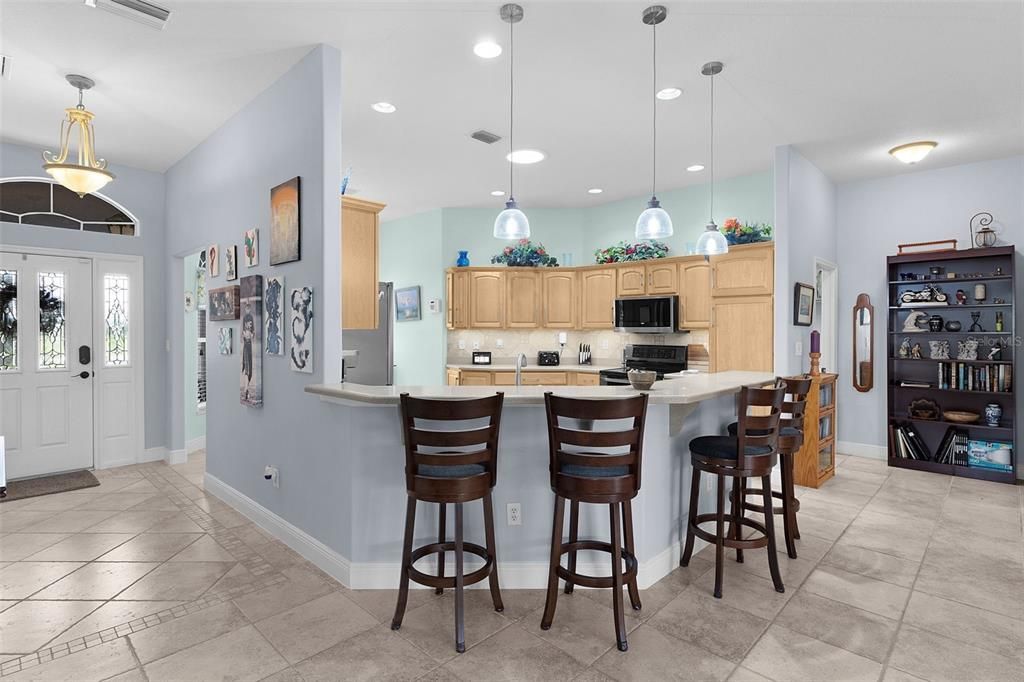 待售: $569,000 (3 贝兹, 2 浴室, 1955 平方英尺)