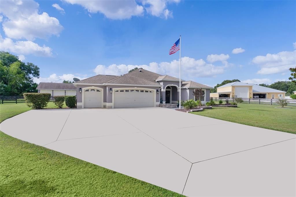 待售: $569,000 (3 贝兹, 2 浴室, 1955 平方英尺)