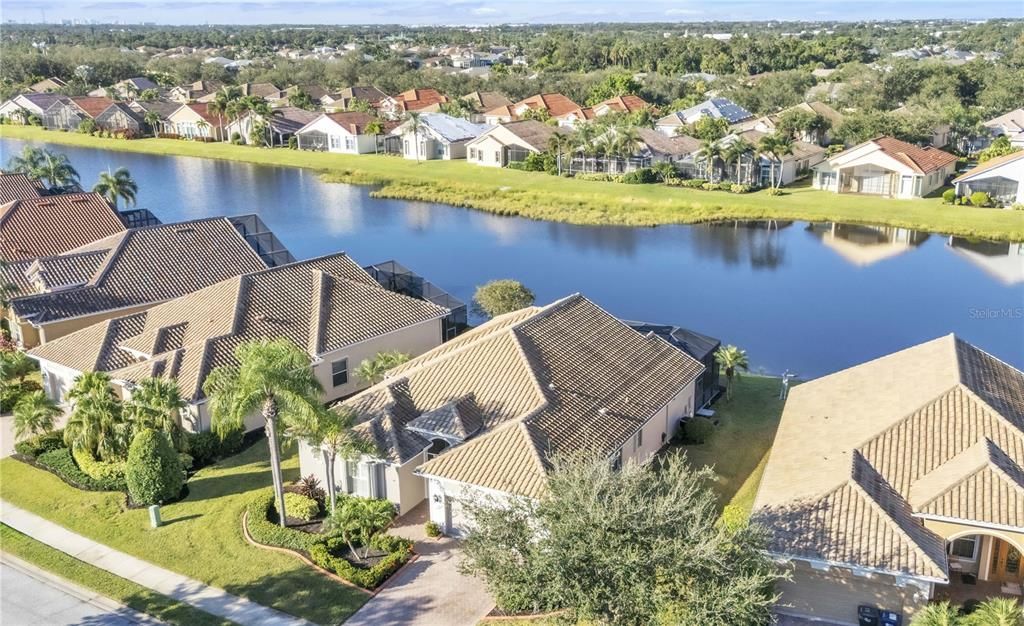 Recently Sold: $675,000 (3 beds, 3 baths, 2599 Square Feet)