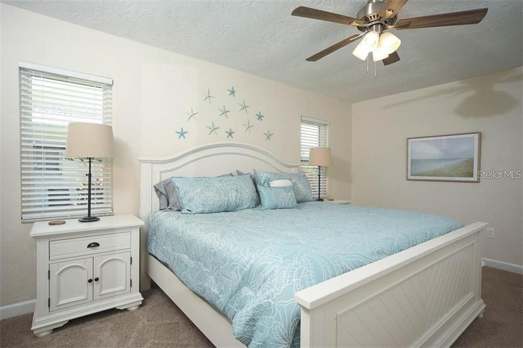 En Renta: $5,950 (3 camas, 2 baños, 1950 Pies cuadrados)