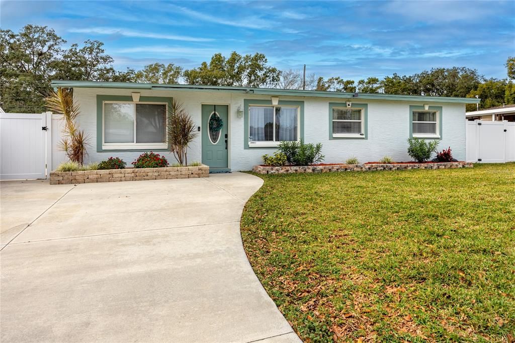 En Renta: $3,600 (3 camas, 2 baños, 1438 Pies cuadrados)