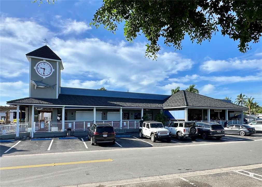 En Venta: $3,100,000 (4 camas, 3 baños, 2292 Pies cuadrados)