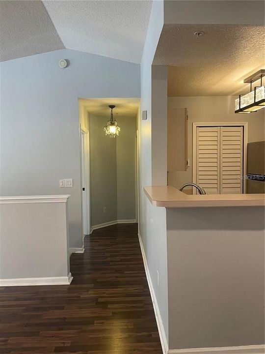 В аренду: $1,800 (2 спален, 2 ванн, 1042 Квадратных фут)