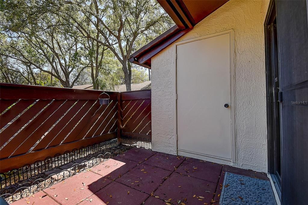 Activo con contrato: $269,900 (3 camas, 2 baños, 1304 Pies cuadrados)