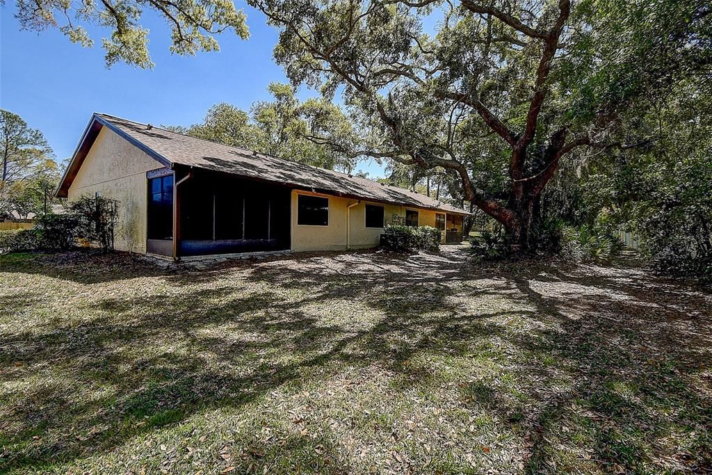 Activo con contrato: $269,900 (3 camas, 2 baños, 1304 Pies cuadrados)