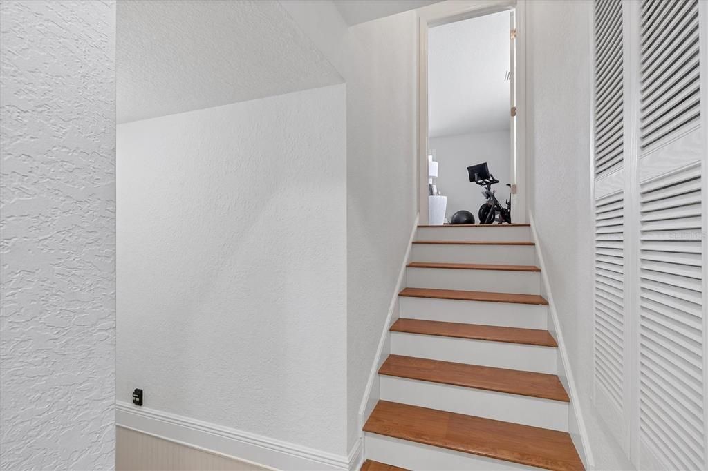 合同活跃: $3,995,000 (3 贝兹, 3 浴室, 4622 平方英尺)