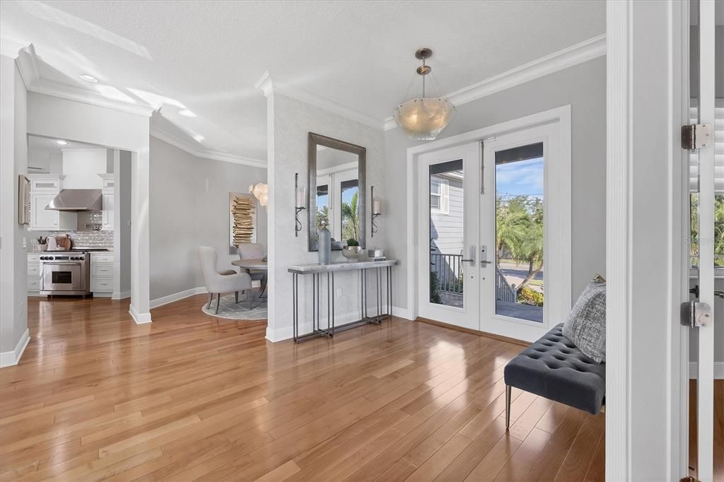 合同活跃: $3,995,000 (3 贝兹, 3 浴室, 4622 平方英尺)