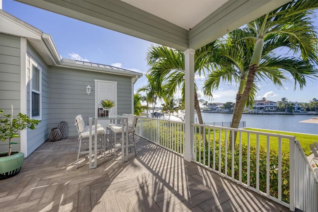 合同活跃: $3,995,000 (3 贝兹, 3 浴室, 4622 平方英尺)