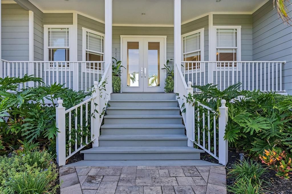 合同活跃: $3,995,000 (3 贝兹, 3 浴室, 4622 平方英尺)