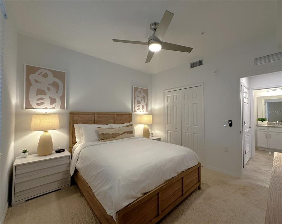 For Rent: $5,000 (2 beds, 2 baths, 1120 Square Feet)