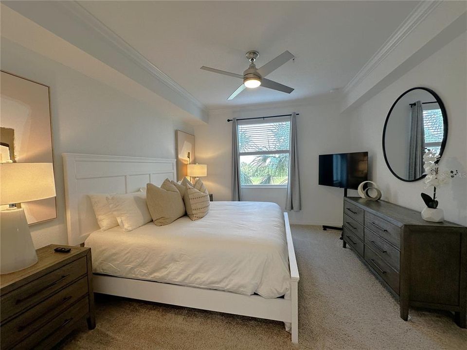 For Rent: $5,000 (2 beds, 2 baths, 1120 Square Feet)