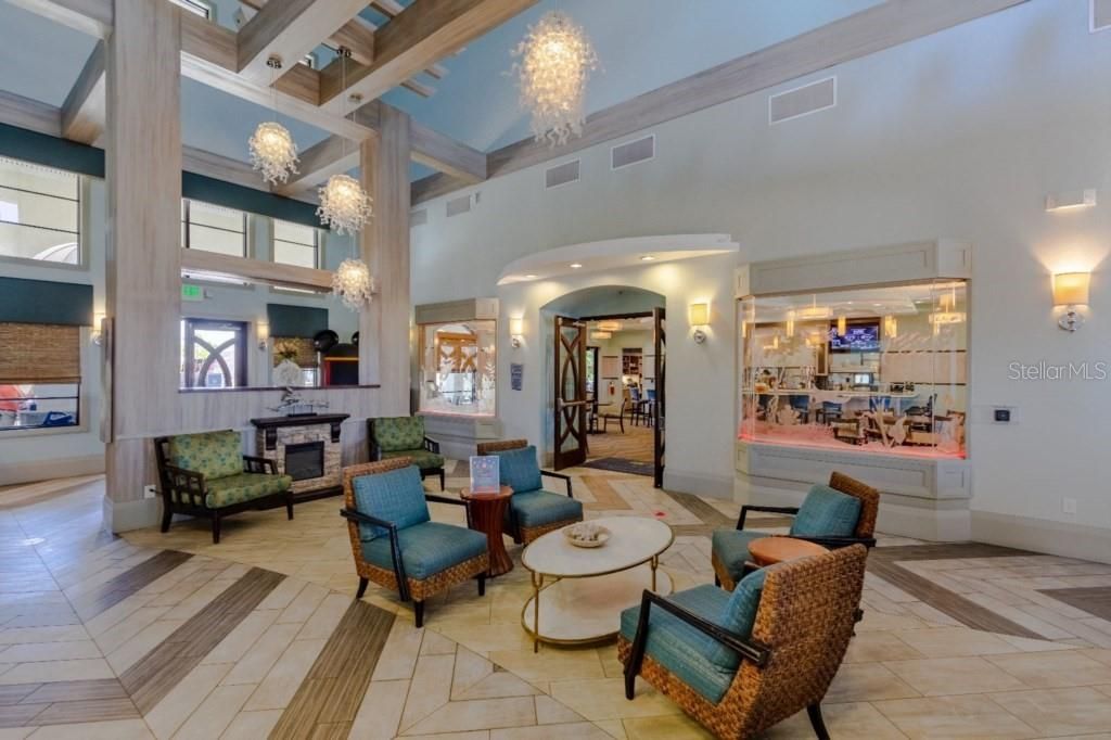 На продажу: $1,050,000 (9 спален, 5 ванн, 3909 Квадратных фут)