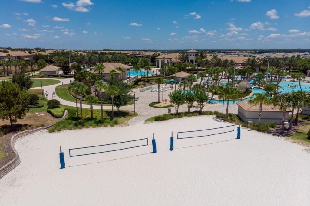 На продажу: $1,050,000 (9 спален, 5 ванн, 3909 Квадратных фут)