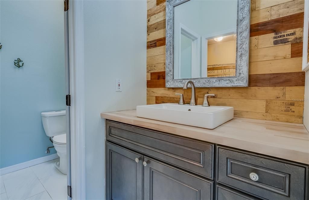 For Rent: $3,150 (2 beds, 2 baths, 1100 Square Feet)