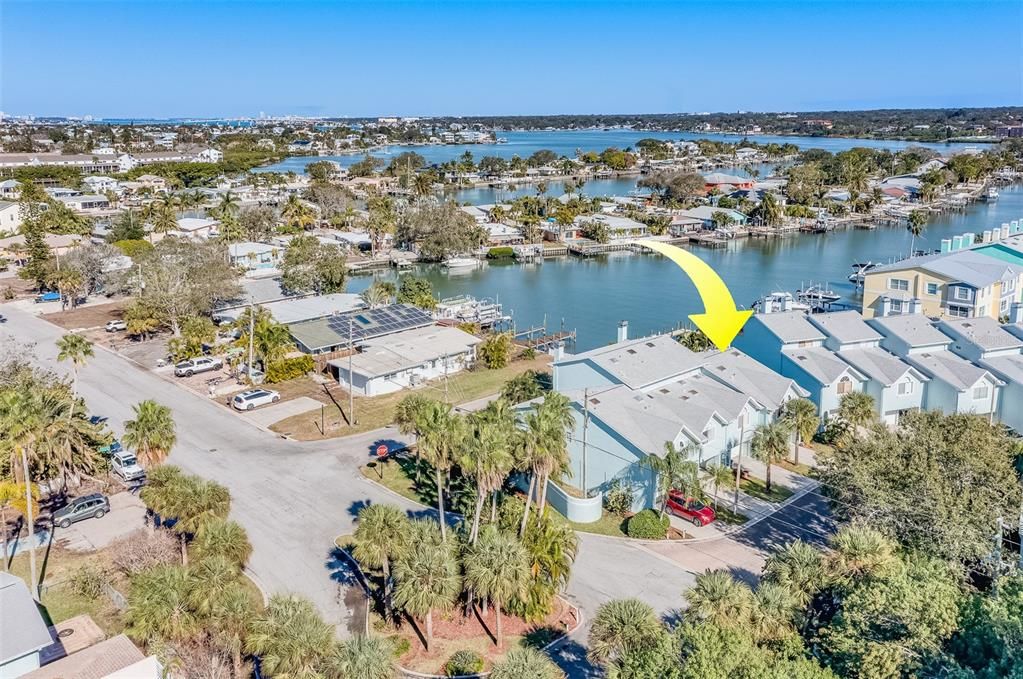 For Rent: $3,150 (2 beds, 2 baths, 1100 Square Feet)