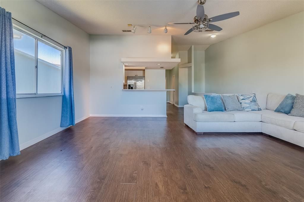 For Rent: $3,150 (2 beds, 2 baths, 1100 Square Feet)