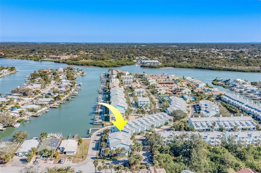 For Rent: $3,150 (2 beds, 2 baths, 1100 Square Feet)