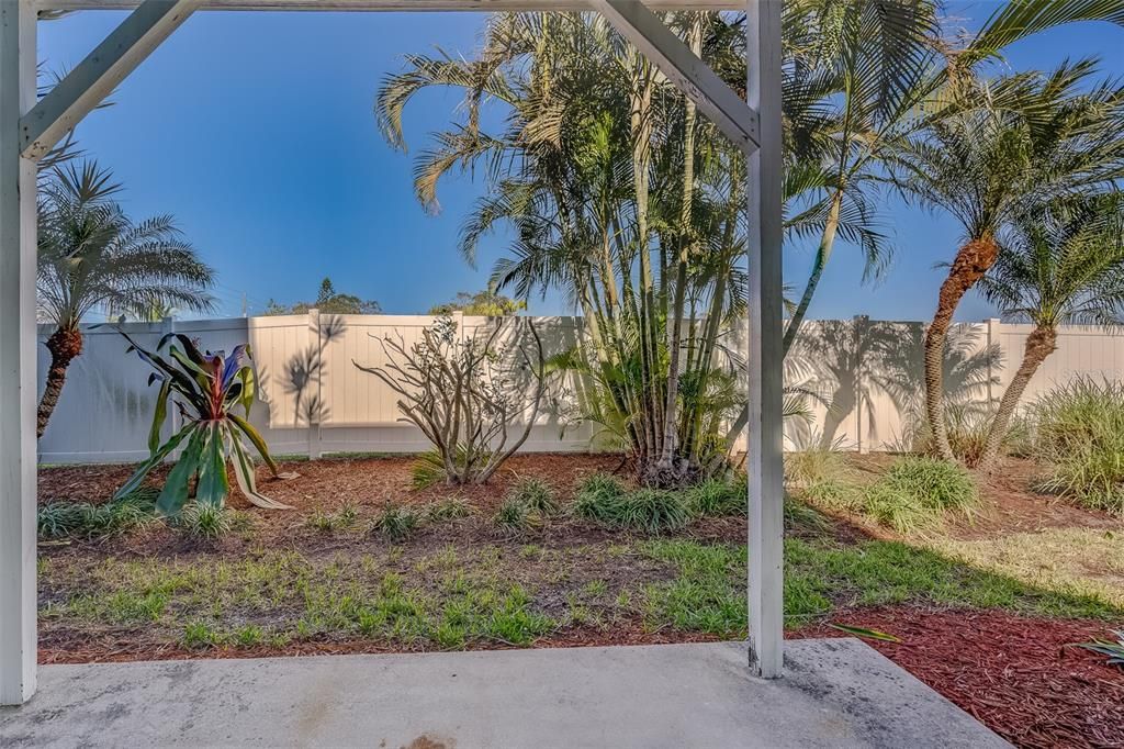 For Rent: $3,150 (2 beds, 2 baths, 1100 Square Feet)