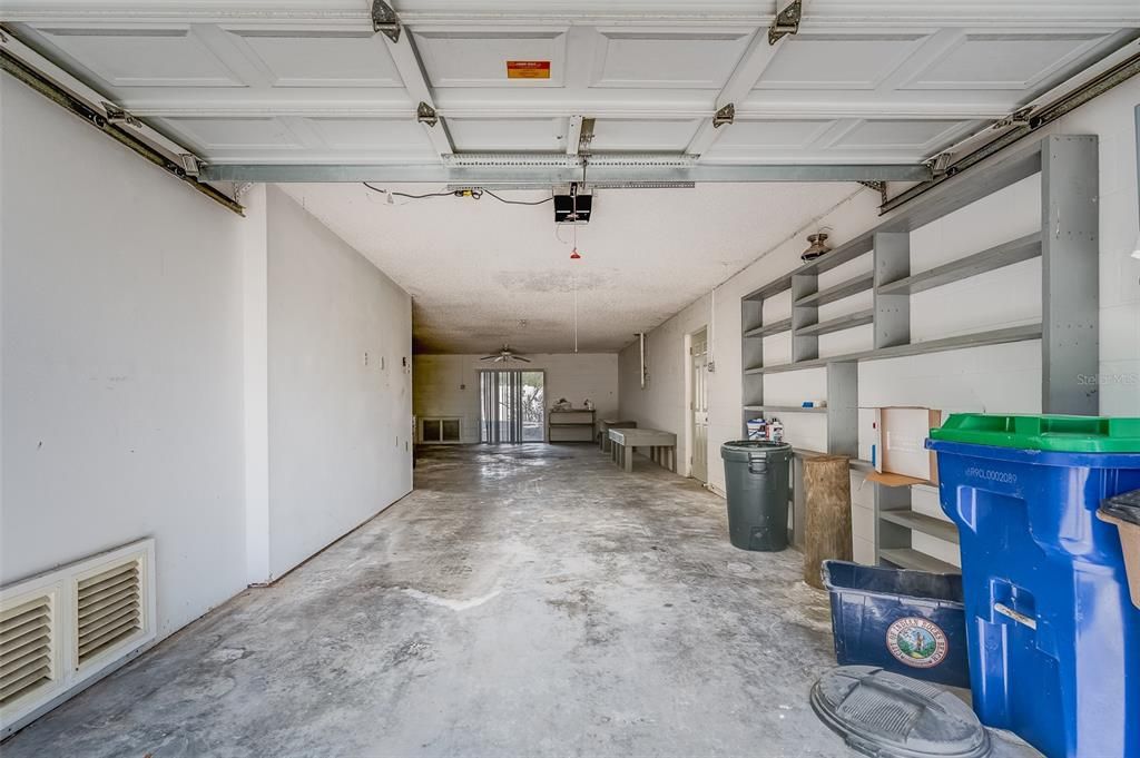 For Rent: $3,150 (2 beds, 2 baths, 1100 Square Feet)