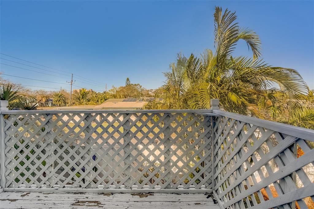 For Rent: $3,150 (2 beds, 2 baths, 1100 Square Feet)