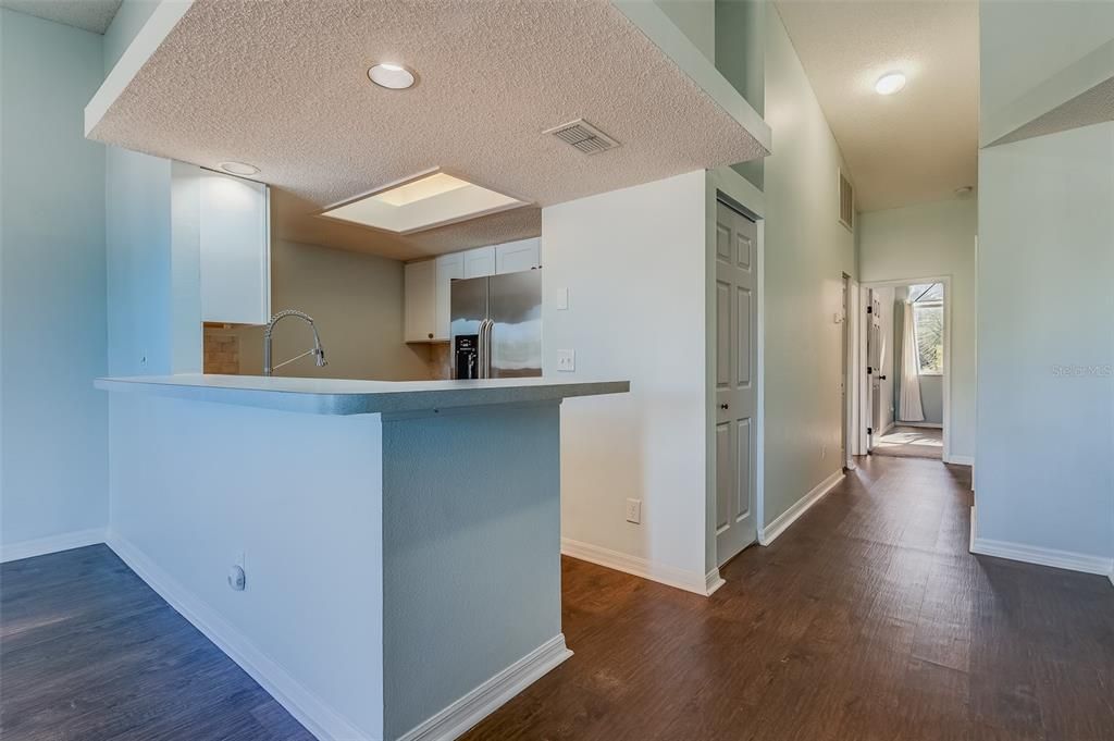 For Rent: $3,150 (2 beds, 2 baths, 1100 Square Feet)