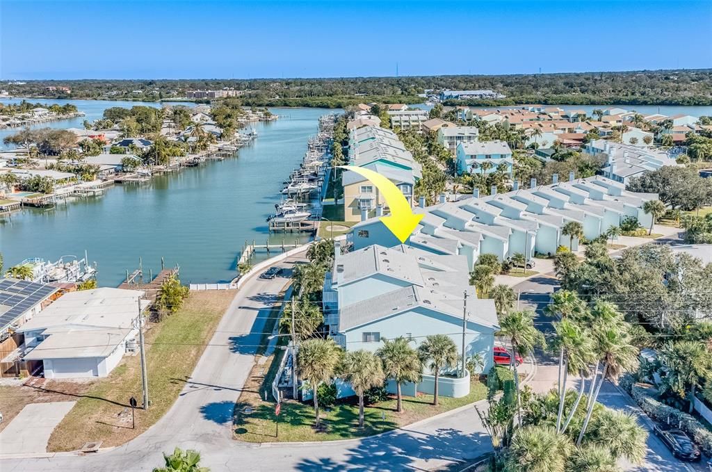 For Rent: $3,150 (2 beds, 2 baths, 1100 Square Feet)