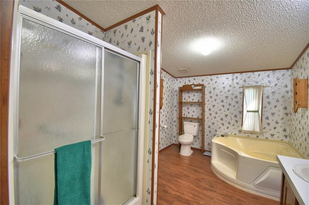 En Venta: $205,000 (3 camas, 2 baños, 1620 Pies cuadrados)