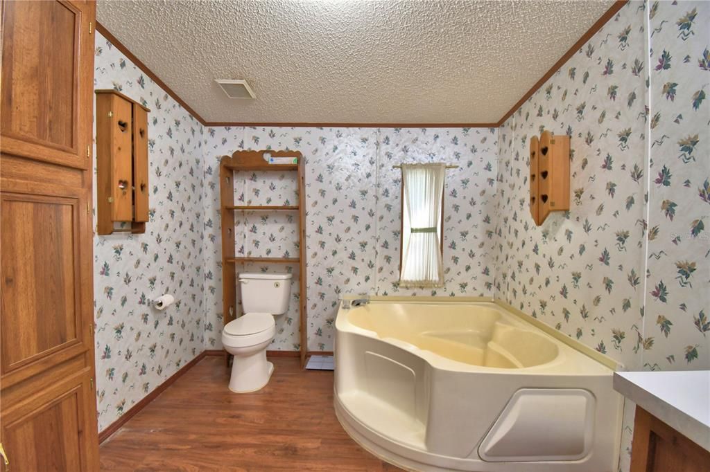 En Venta: $205,000 (3 camas, 2 baños, 1620 Pies cuadrados)