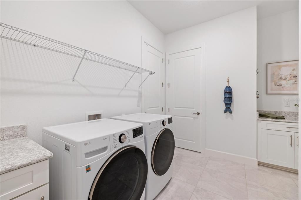 На продажу: $1,395,000 (3 спален, 3 ванн, 3072 Квадратных фут)