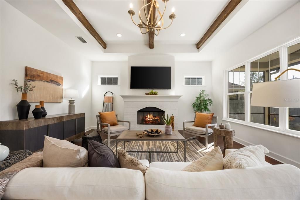 待售: $475,000 (3 贝兹, 2 浴室, 2102 平方英尺)