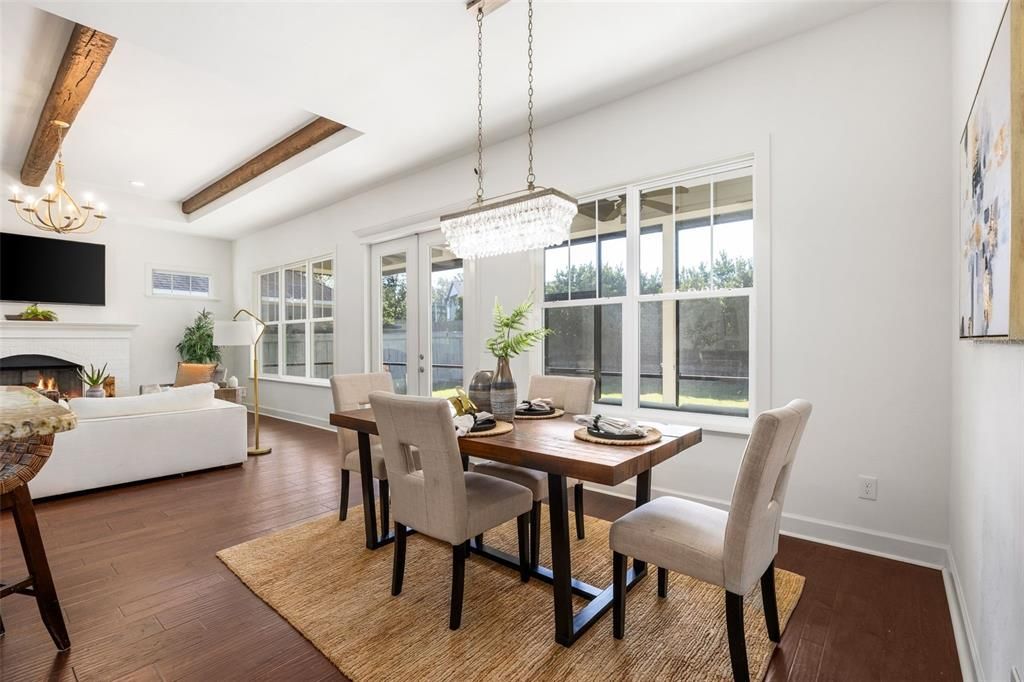 待售: $475,000 (3 贝兹, 2 浴室, 2102 平方英尺)