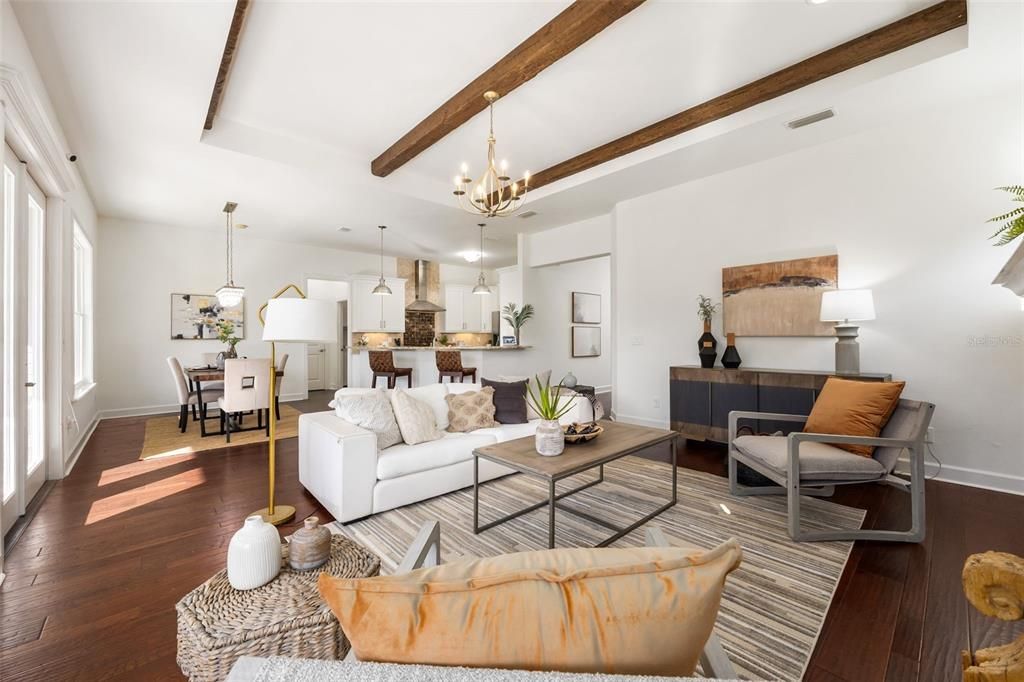 待售: $475,000 (3 贝兹, 2 浴室, 2102 平方英尺)