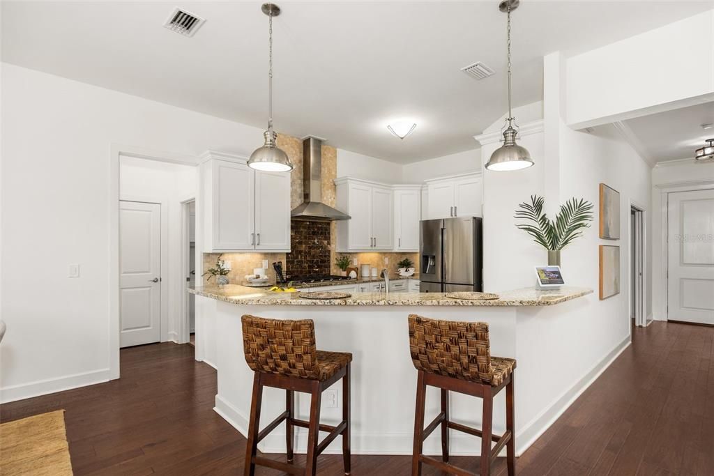 待售: $475,000 (3 贝兹, 2 浴室, 2102 平方英尺)