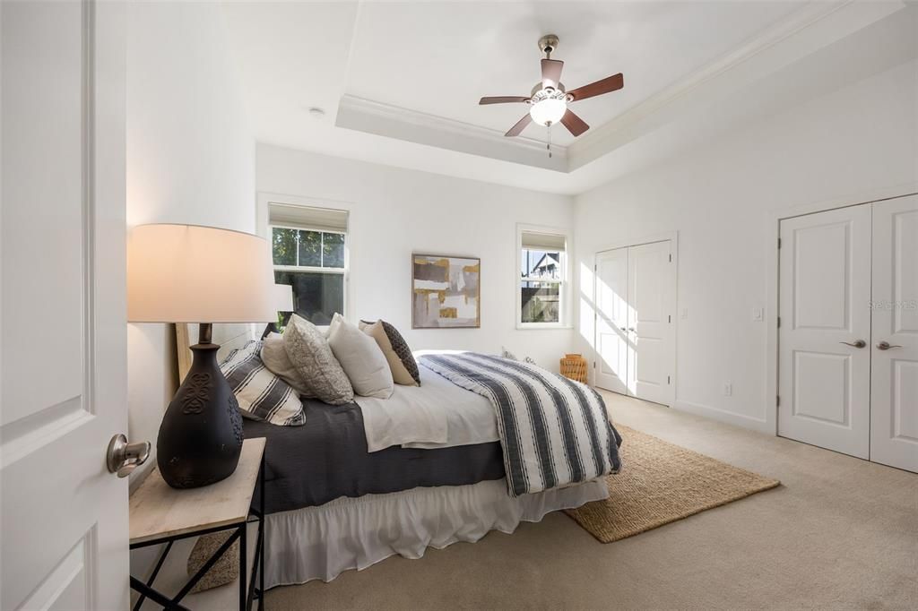 待售: $475,000 (3 贝兹, 2 浴室, 2102 平方英尺)