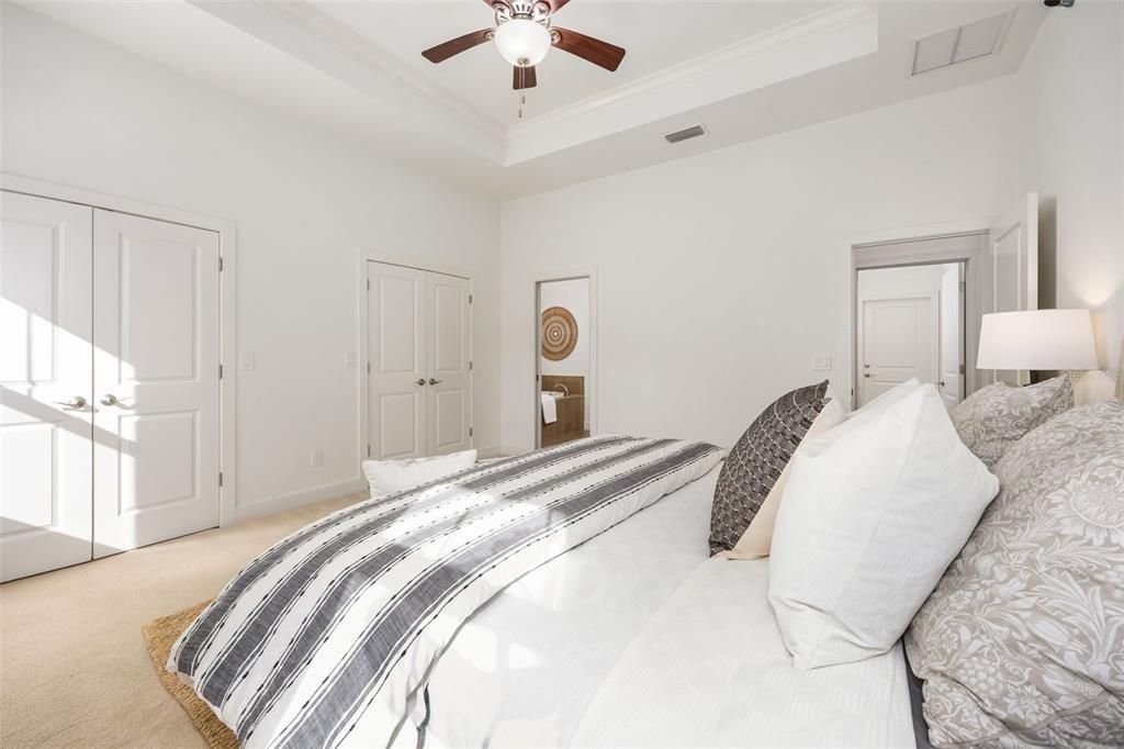 待售: $475,000 (3 贝兹, 2 浴室, 2102 平方英尺)