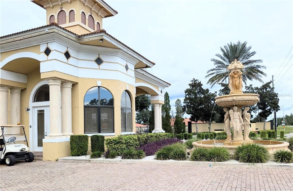 Active With Contract: $249,000 (3 beds, 2 baths, 1701 Square Feet)