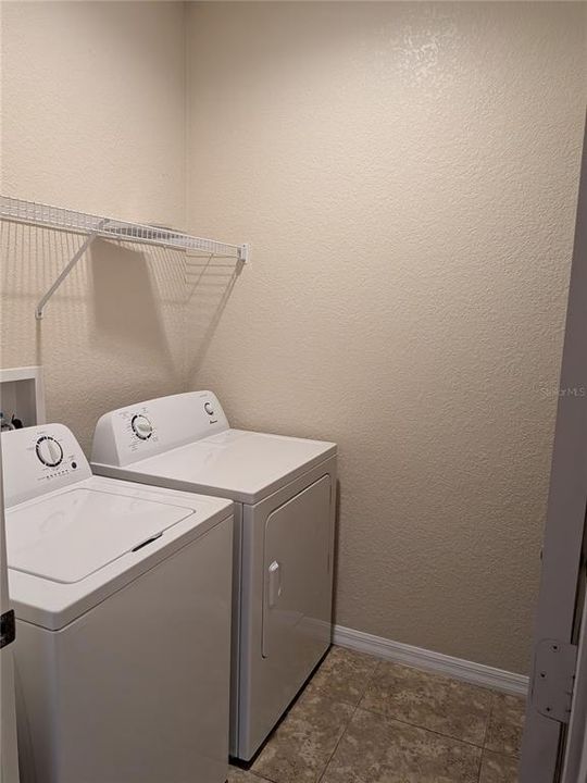 Active With Contract: $249,000 (3 beds, 2 baths, 1701 Square Feet)