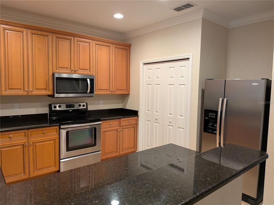 Active With Contract: $249,000 (3 beds, 2 baths, 1701 Square Feet)