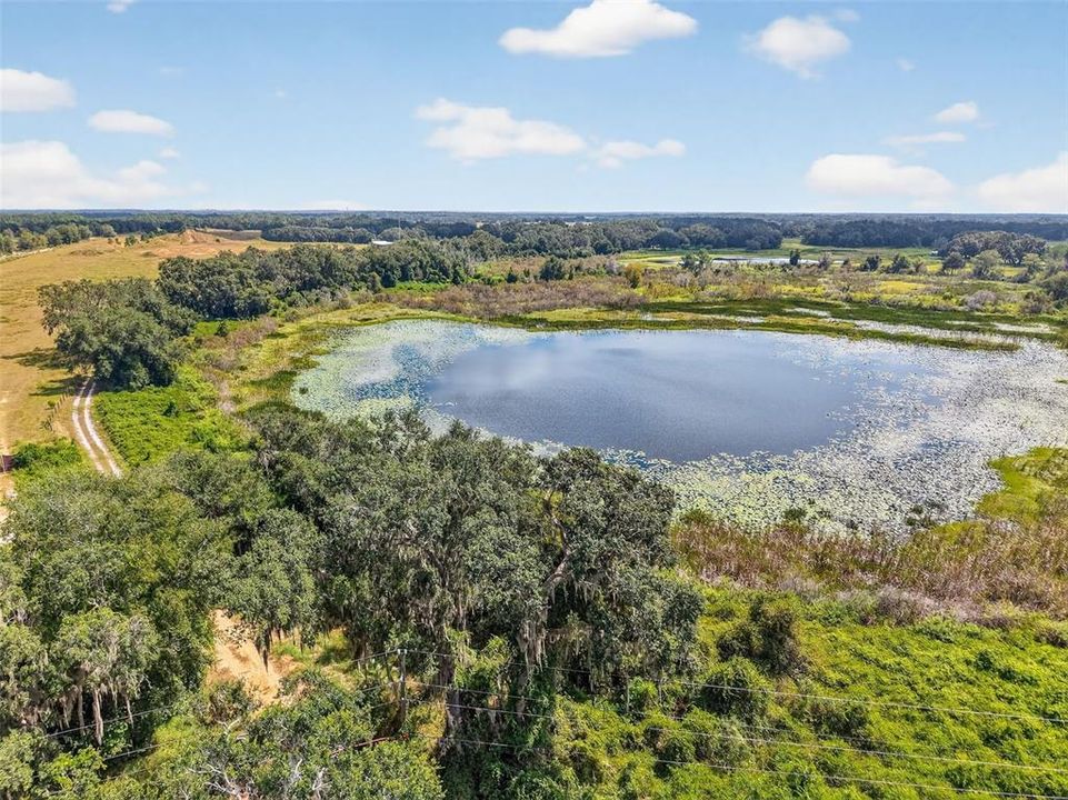 En Venta: $600,000 (32.47 acres)